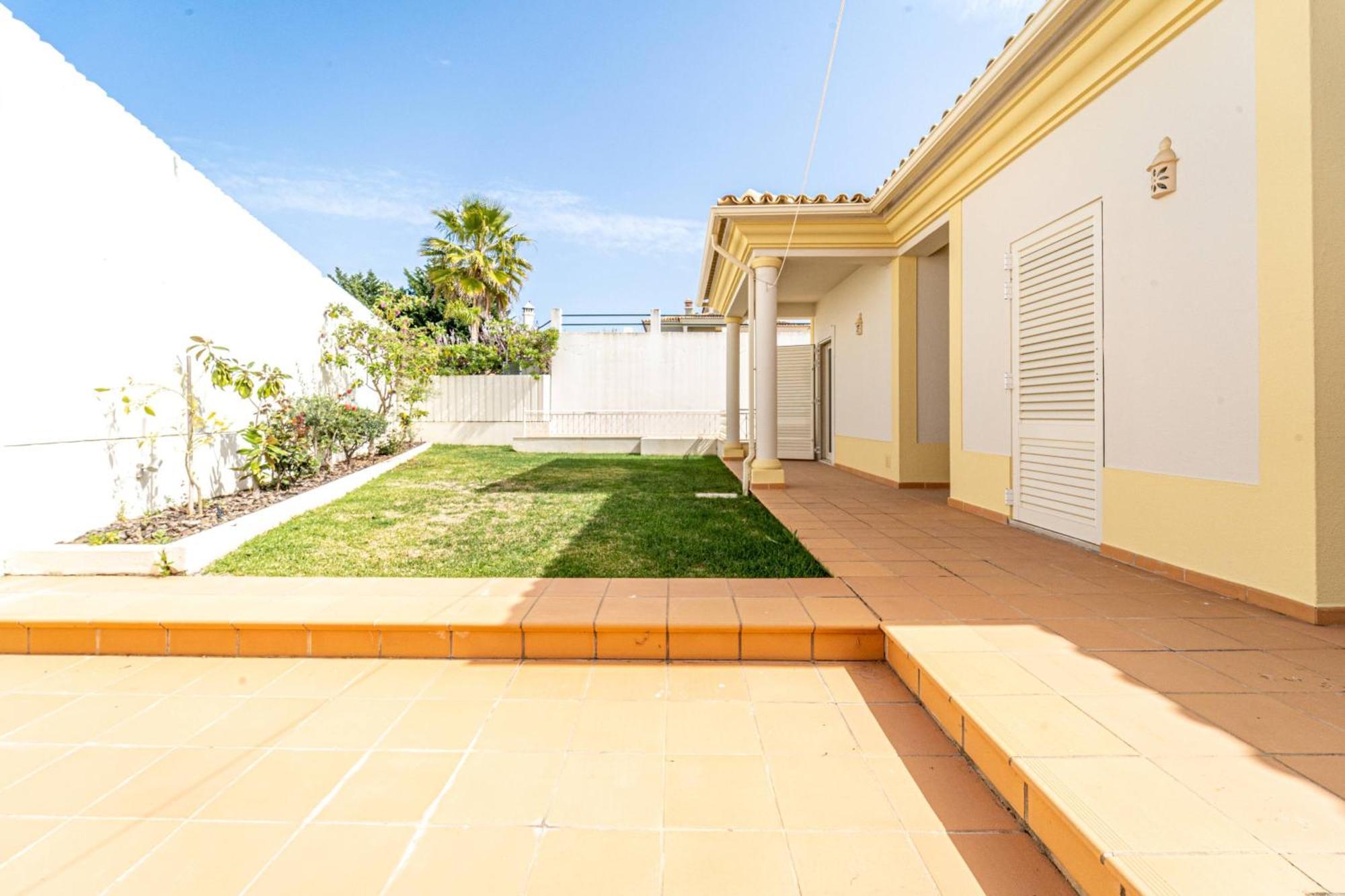 Villa Ribeiro By Hellovacations Albufeira Ngoại thất bức ảnh