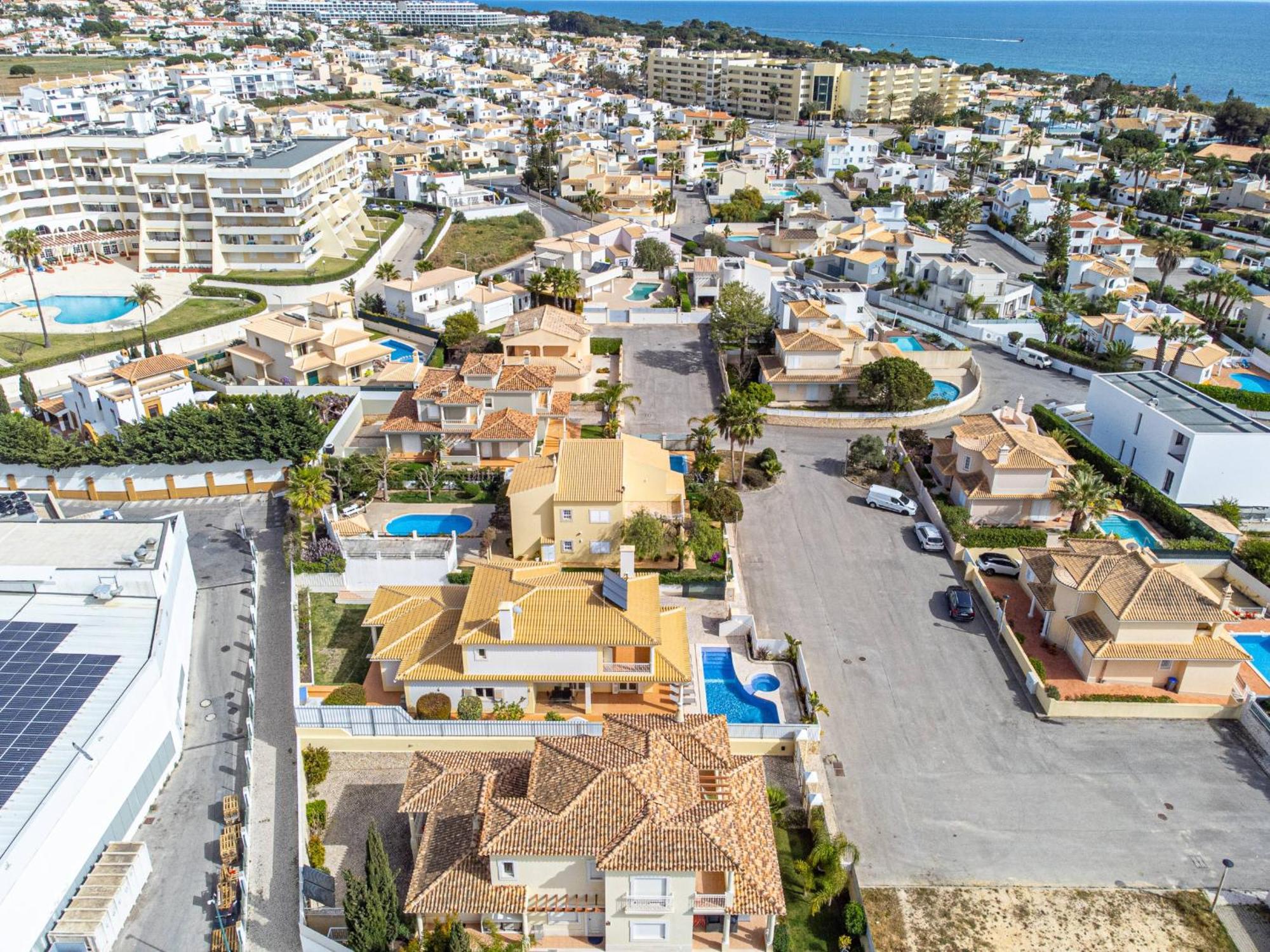 Villa Ribeiro By Hellovacations Albufeira Ngoại thất bức ảnh